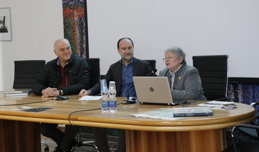 i relatori Sindaco di Sequals Enrico Odorico, presidente Scuola Mosaicisti Stefano Lovison, autrice Patrizia Bisson