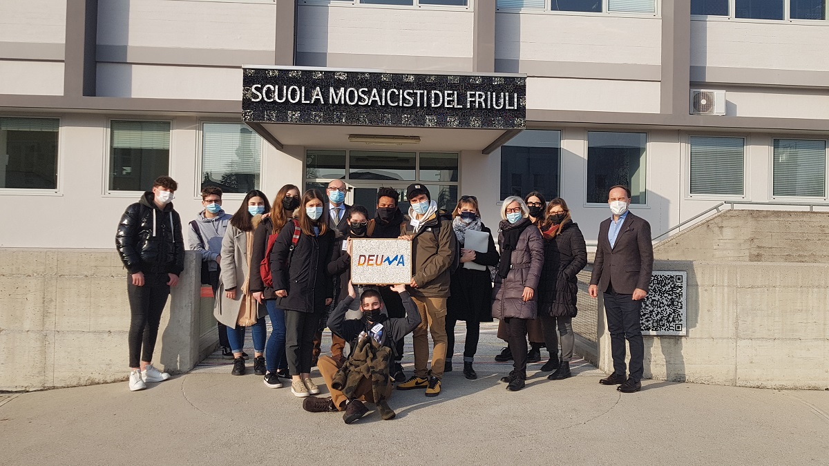 Deuma alla Scuola Mosaicisti
