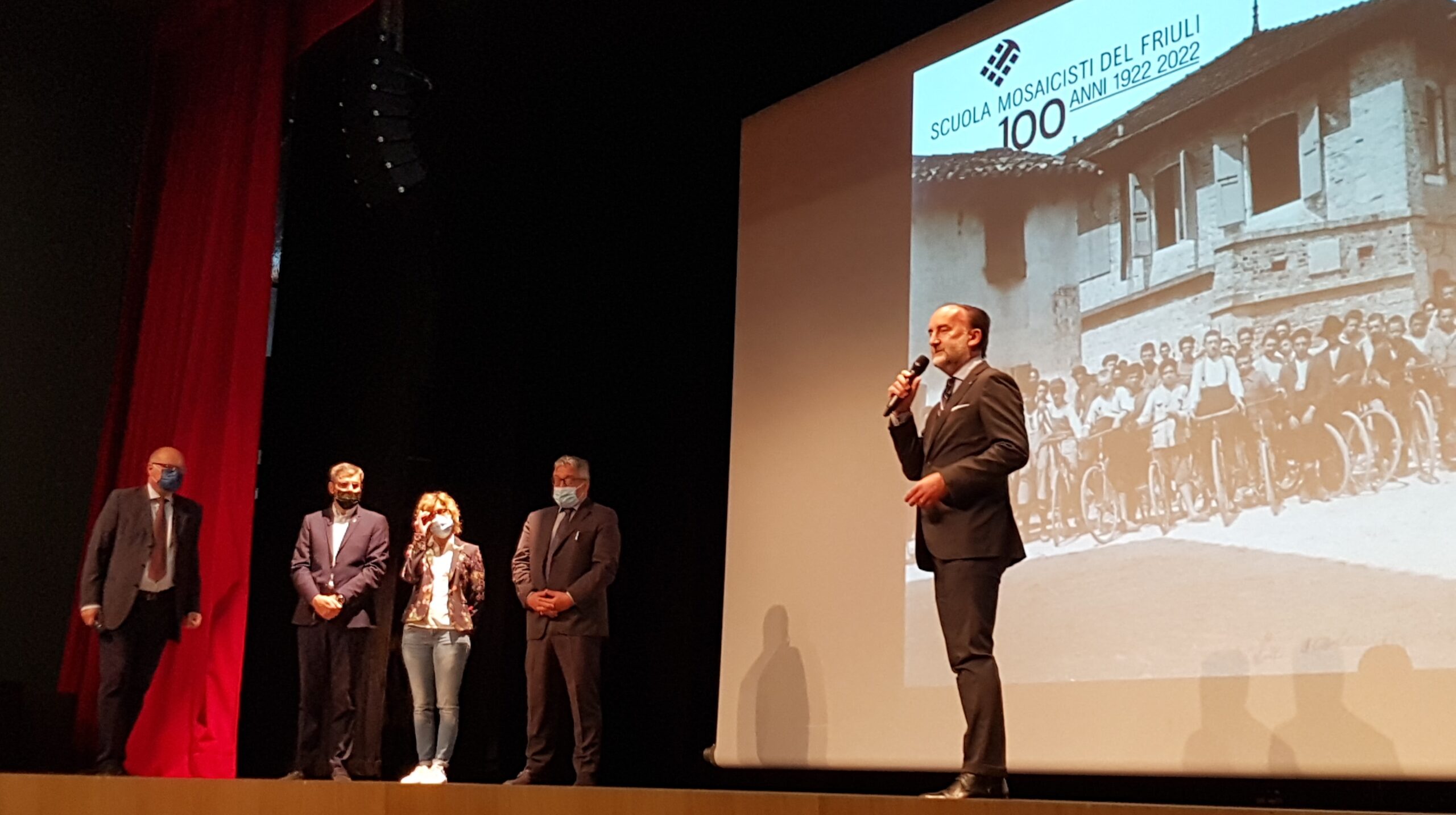 autorità sul palco